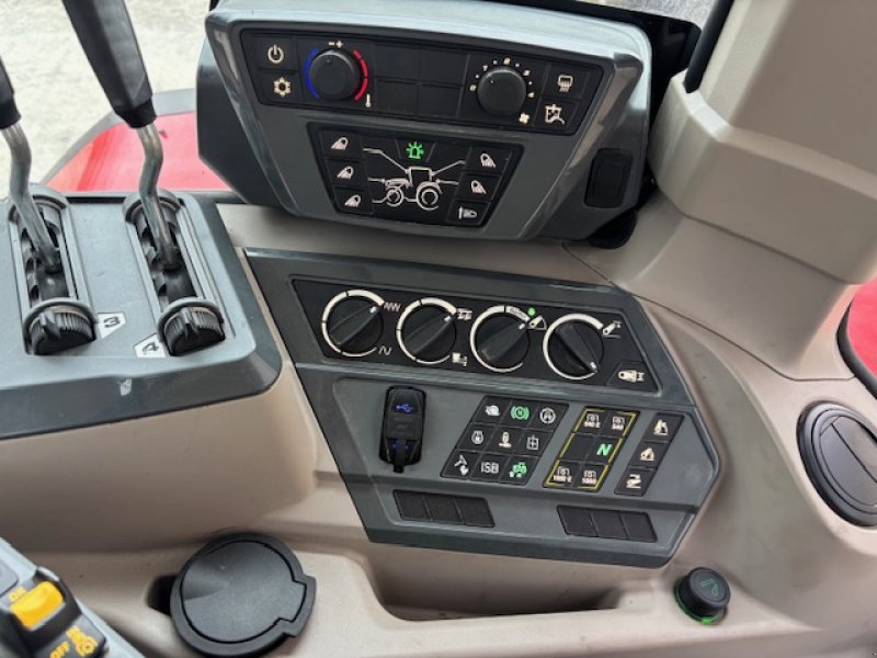 Traktor Türe ait Massey Ferguson 8S.205, Gebrauchtmaschine içinde VOUZIERS (resim 11)