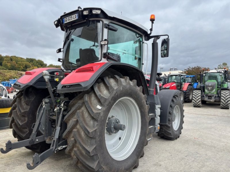 Traktor Türe ait Massey Ferguson 8S.205, Gebrauchtmaschine içinde VOUZIERS (resim 5)