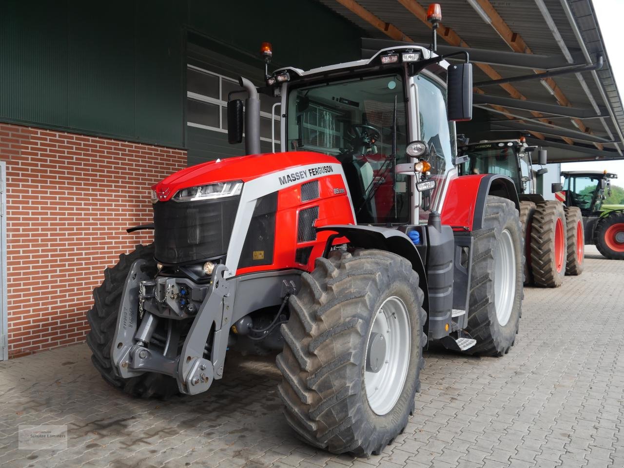 Traktor van het type Massey Ferguson 8S.225 Dyna-7, Gebrauchtmaschine in Borken (Foto 3)