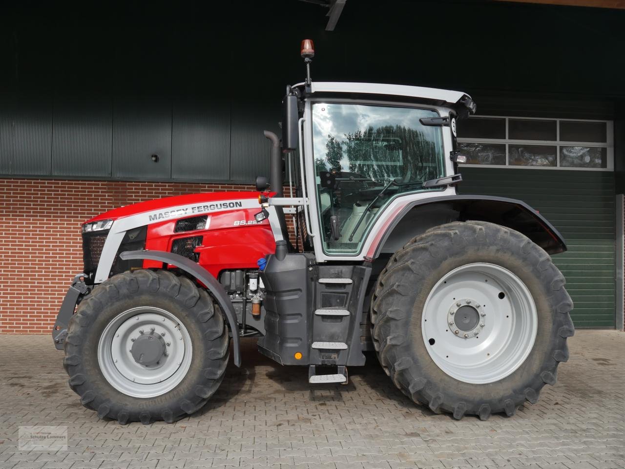 Traktor van het type Massey Ferguson 8S.225 Dyna-7, Gebrauchtmaschine in Borken (Foto 5)