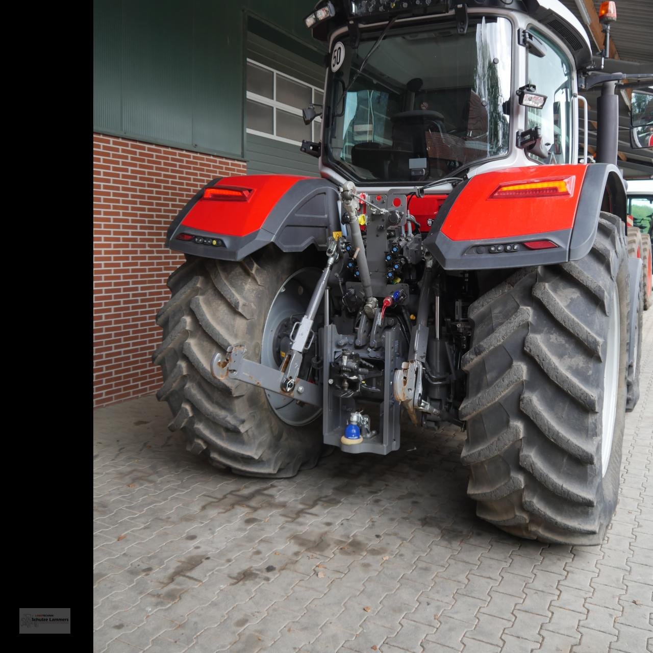 Traktor van het type Massey Ferguson 8S.225 Dyna-7, Gebrauchtmaschine in Borken (Foto 7)