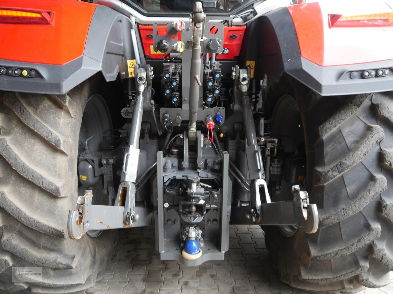 Traktor van het type Massey Ferguson 8S.225 Dyna-7, Gebrauchtmaschine in Borken (Foto 8)