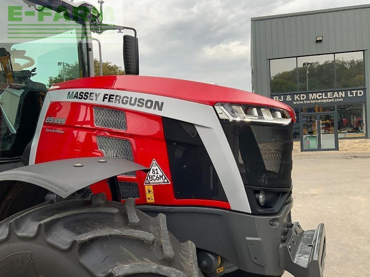 Traktor of the type Massey Ferguson 8s.225 dyna e power tractor (st24558), Gebrauchtmaschine in SHAFTESBURY (Picture 13)