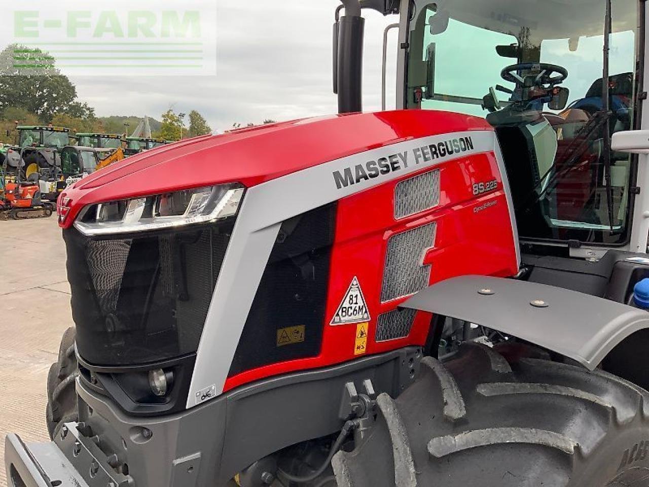 Traktor of the type Massey Ferguson 8s.225 dyna e power tractor (st24558), Gebrauchtmaschine in SHAFTESBURY (Picture 14)