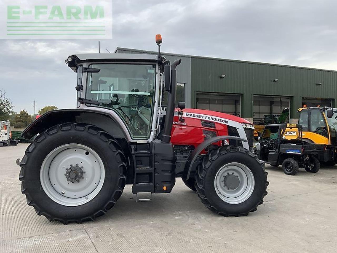 Traktor van het type Massey Ferguson 8s.225 dyna e power tractor (st24558), Gebrauchtmaschine in SHAFTESBURY (Foto 10)