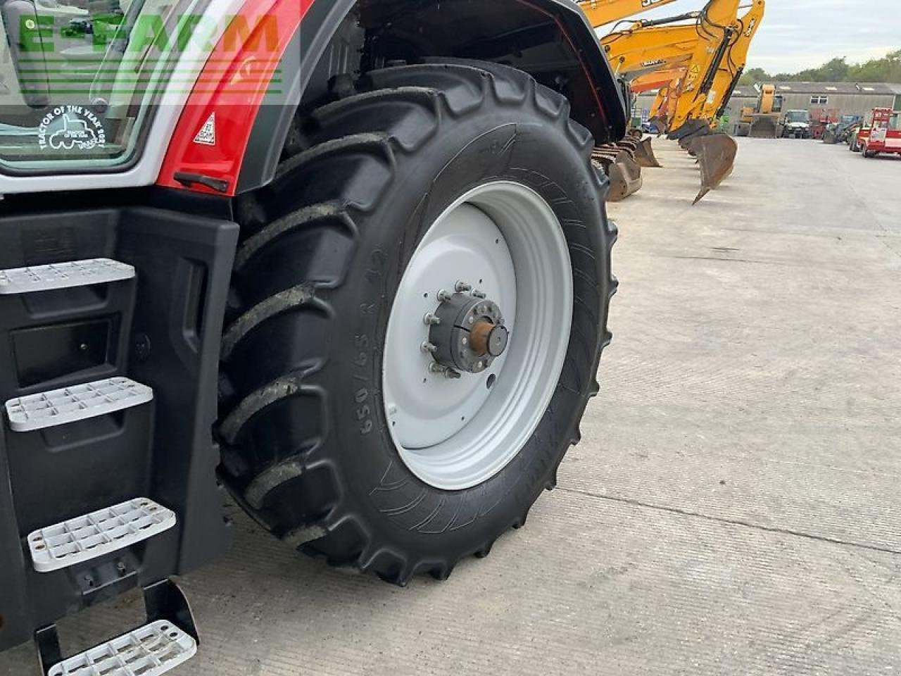 Traktor от тип Massey Ferguson 8s.225 dyna e power tractor (st24558), Gebrauchtmaschine в SHAFTESBURY (Снимка 16)