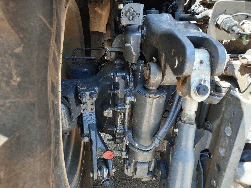 Traktor des Typs Massey Ferguson 8S.225, Gebrauchtmaschine in CHEMAUDIN ET VAUX (Bild 10)