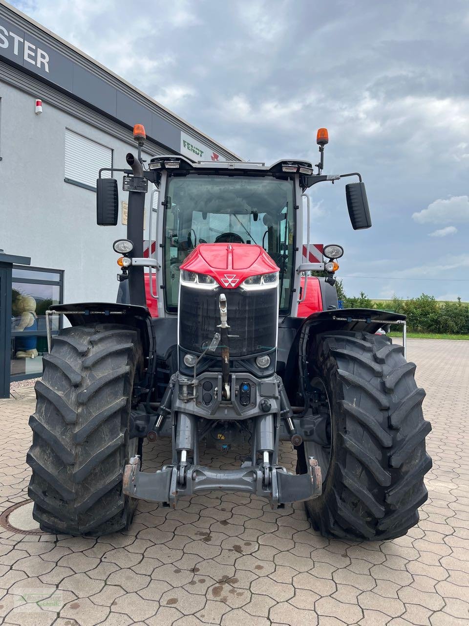 Traktor tipa Massey Ferguson 8S.265 Dyna E-Power Exclusive, Gebrauchtmaschine u Coppenbruegge (Slika 3)
