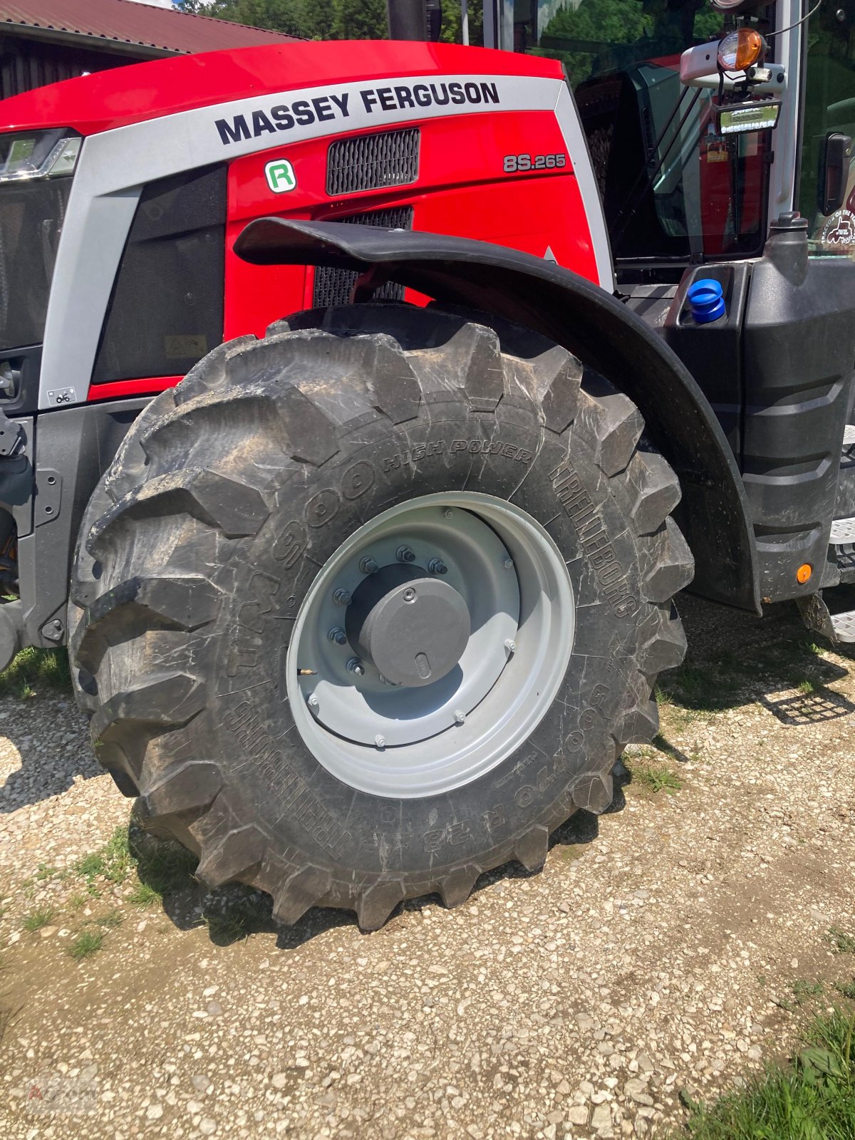 Traktor типа Massey Ferguson 8S.265 DYNA E-POWER, Gebrauchtmaschine в Münsingen (Фотография 19)