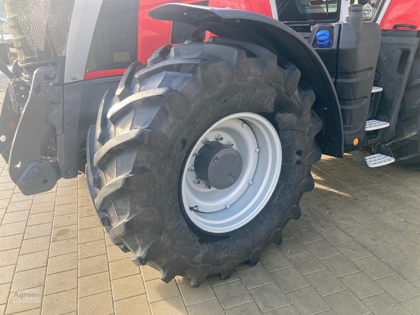 Traktor vrste Massey Ferguson 8S.265 DYNA E-POWER, Gebrauchtmaschine v Münsingen (Slika 11)