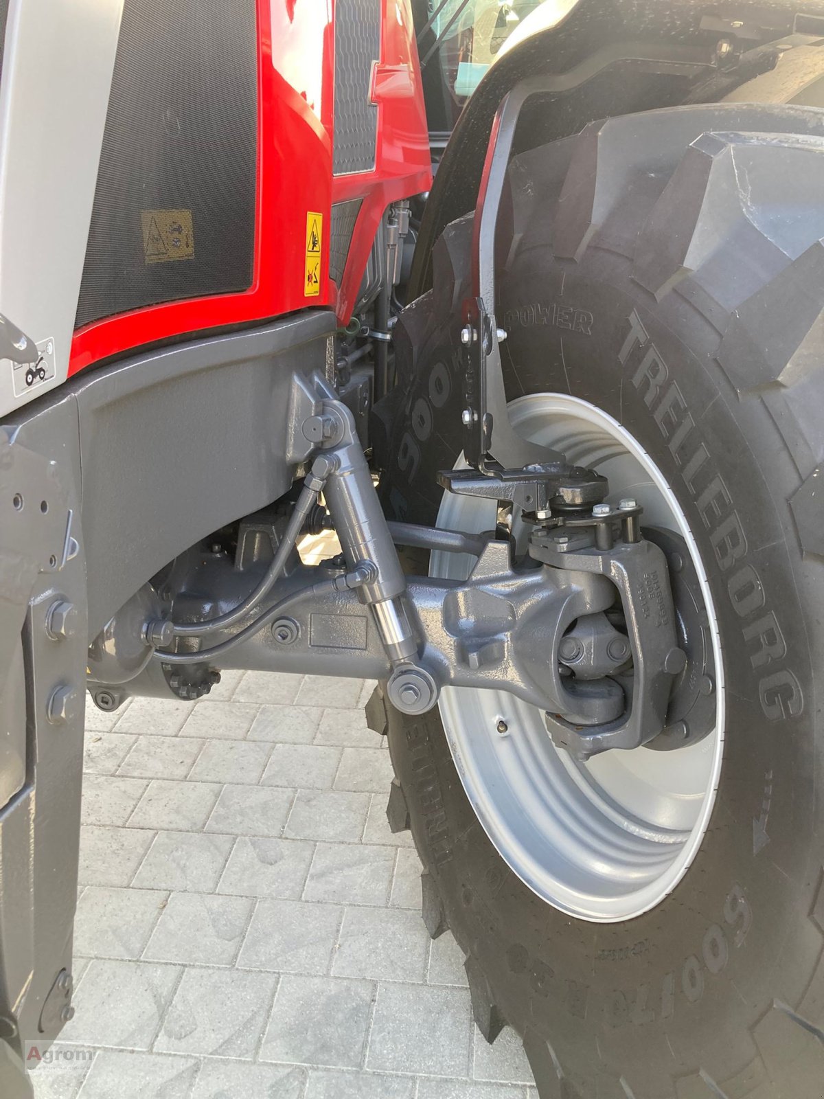 Traktor tipa Massey Ferguson 8S.265 Dyna VT, Neumaschine u Münsingen (Slika 8)