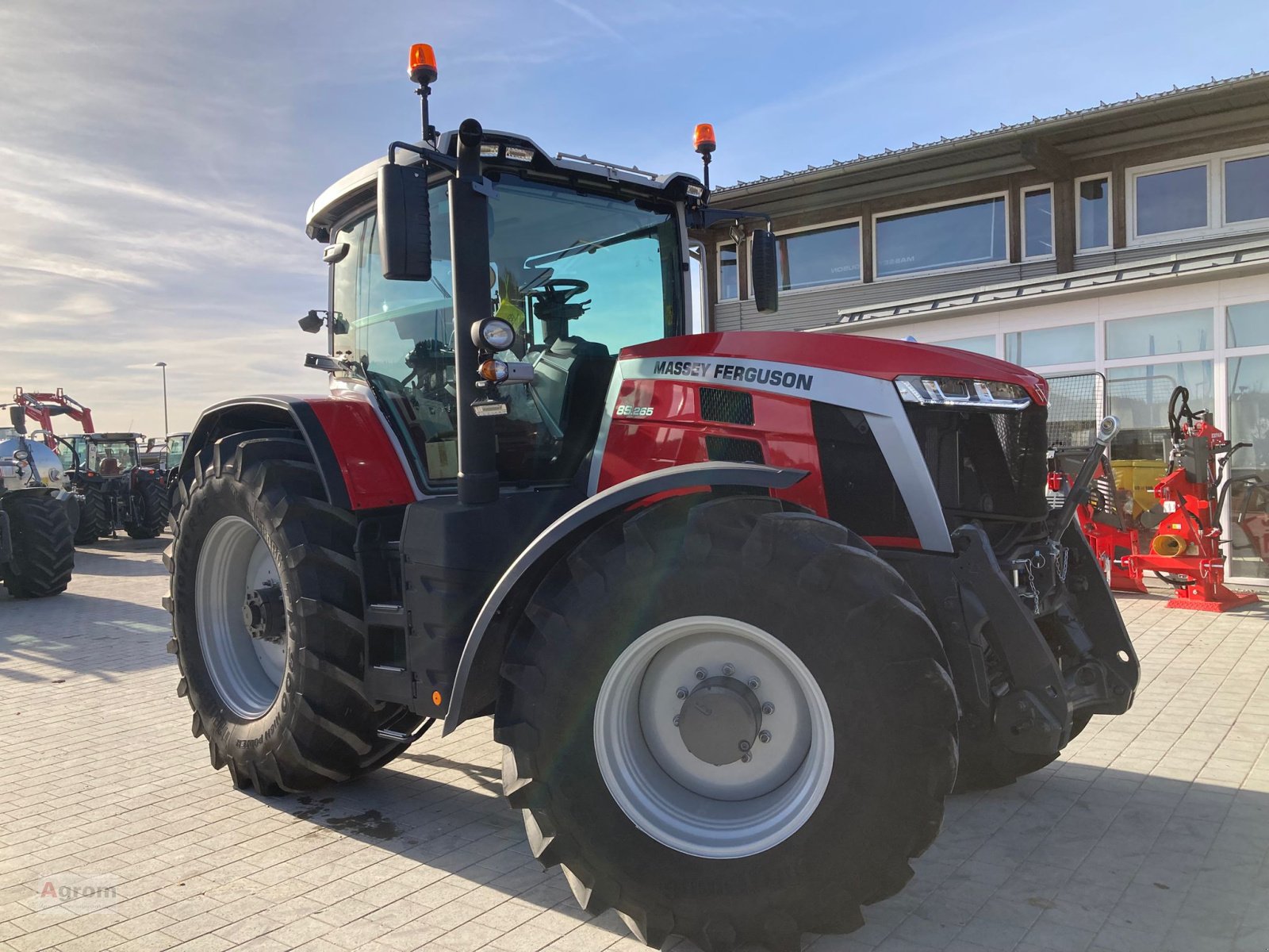 Traktor tipa Massey Ferguson 8S.265 Dyna VT, Neumaschine u Münsingen (Slika 9)