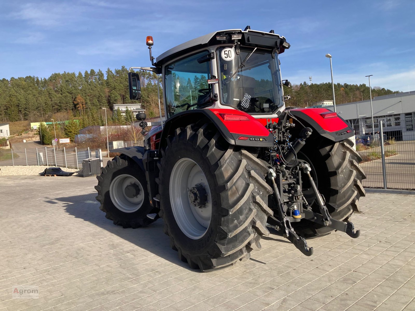 Traktor tipa Massey Ferguson 8S.265 Dyna VT, Neumaschine u Münsingen (Slika 10)