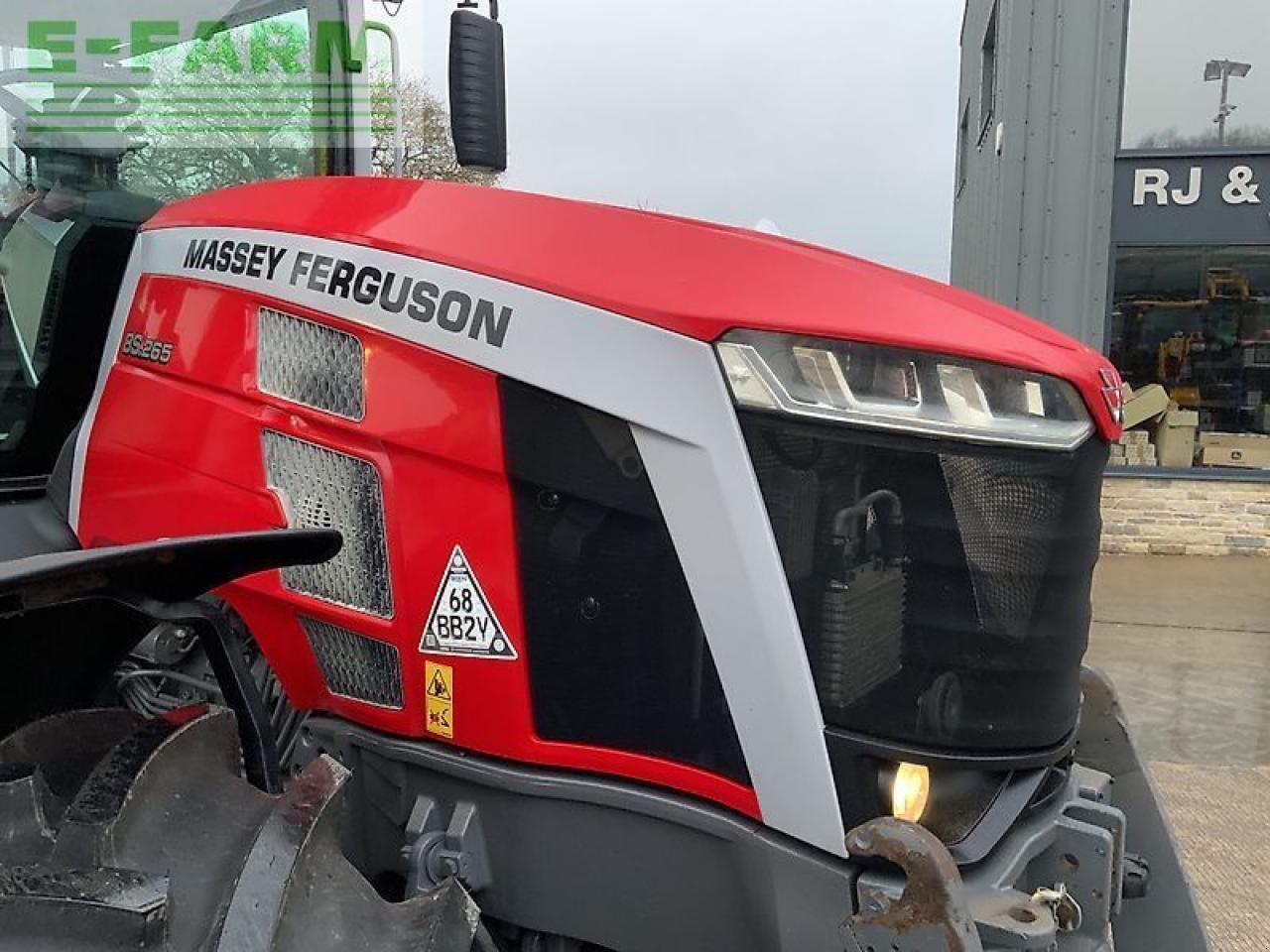 Traktor of the type Massey Ferguson 8s.265 dyna7 tractor (st25086), Gebrauchtmaschine in SHAFTESBURY (Picture 11)