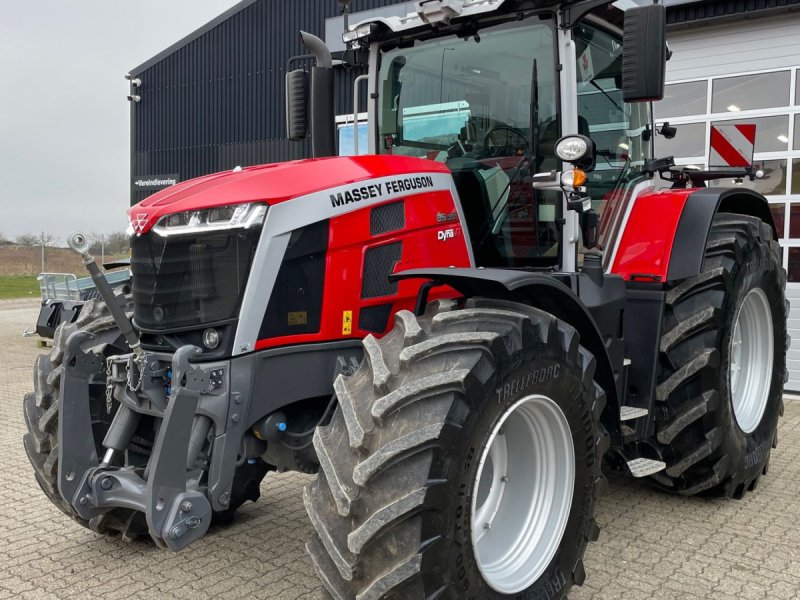 Traktor van het type Massey Ferguson 8S.305 Dyna VT Exclusive, Gebrauchtmaschine in Hjørring (Foto 1)
