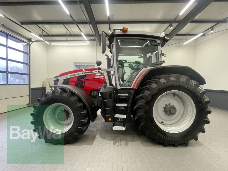 Traktor tip Massey Ferguson 8S.305 Dyna-VT Exclusive, Gebrauchtmaschine in Manching (Poză 10)