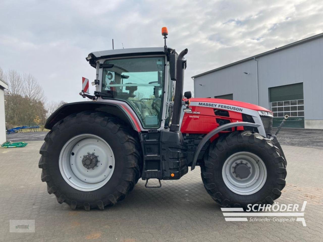 Traktor a típus Massey Ferguson 8S.305 DYNA-VT EXCLUSIVE, Neumaschine ekkor: Jerichow - Kleinmangelsdorf (Kép 3)