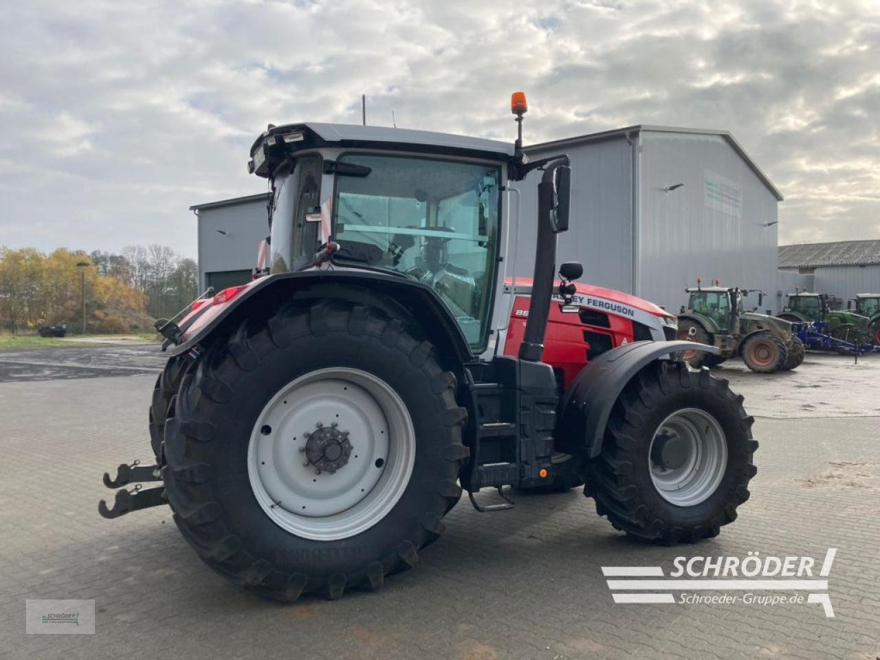 Traktor a típus Massey Ferguson 8S.305 DYNA-VT EXCLUSIVE, Neumaschine ekkor: Jerichow - Kleinmangelsdorf (Kép 4)