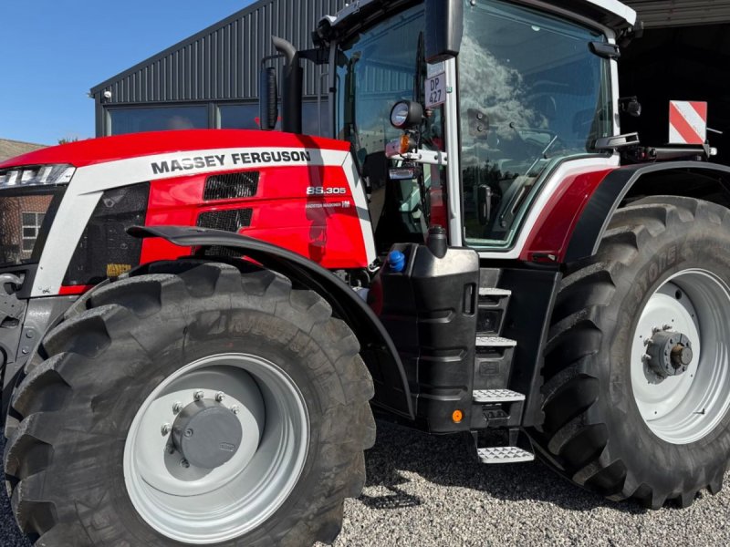 Traktor van het type Massey Ferguson 8S.305 Dyna VT, Gebrauchtmaschine in Hadsten (Foto 1)
