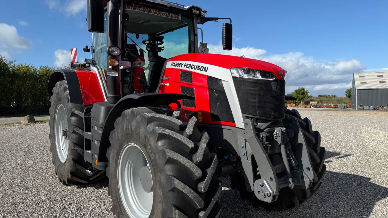 Traktor типа Massey Ferguson 8S.305 Dyna VT, Gebrauchtmaschine в Hadsten (Фотография 13)