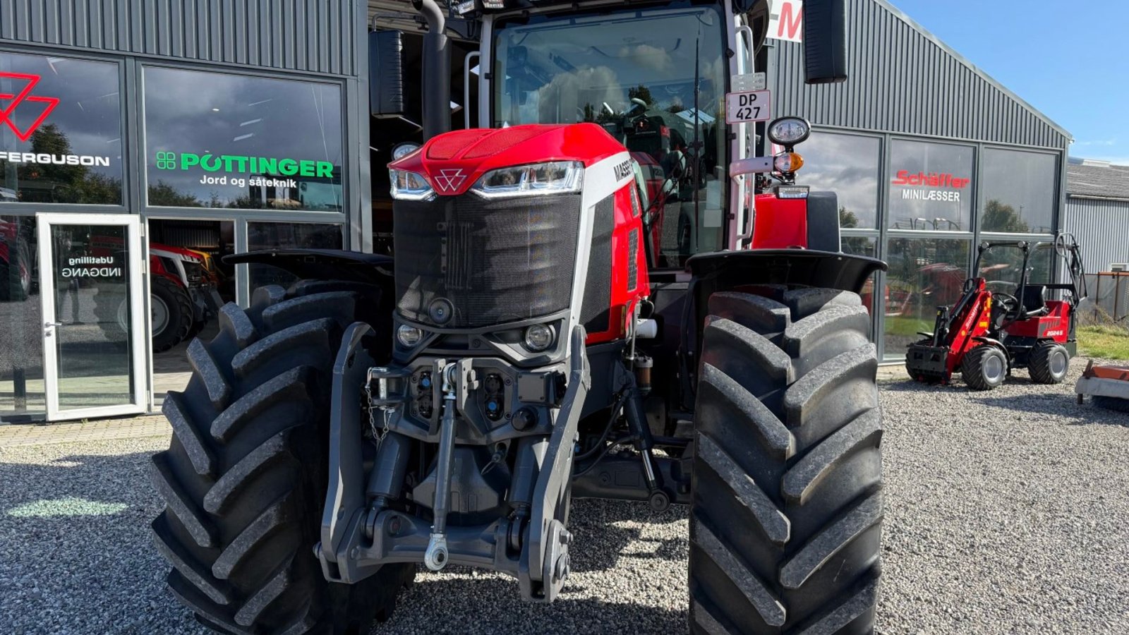 Traktor типа Massey Ferguson 8S.305 Dyna VT, Gebrauchtmaschine в Hadsten (Фотография 5)