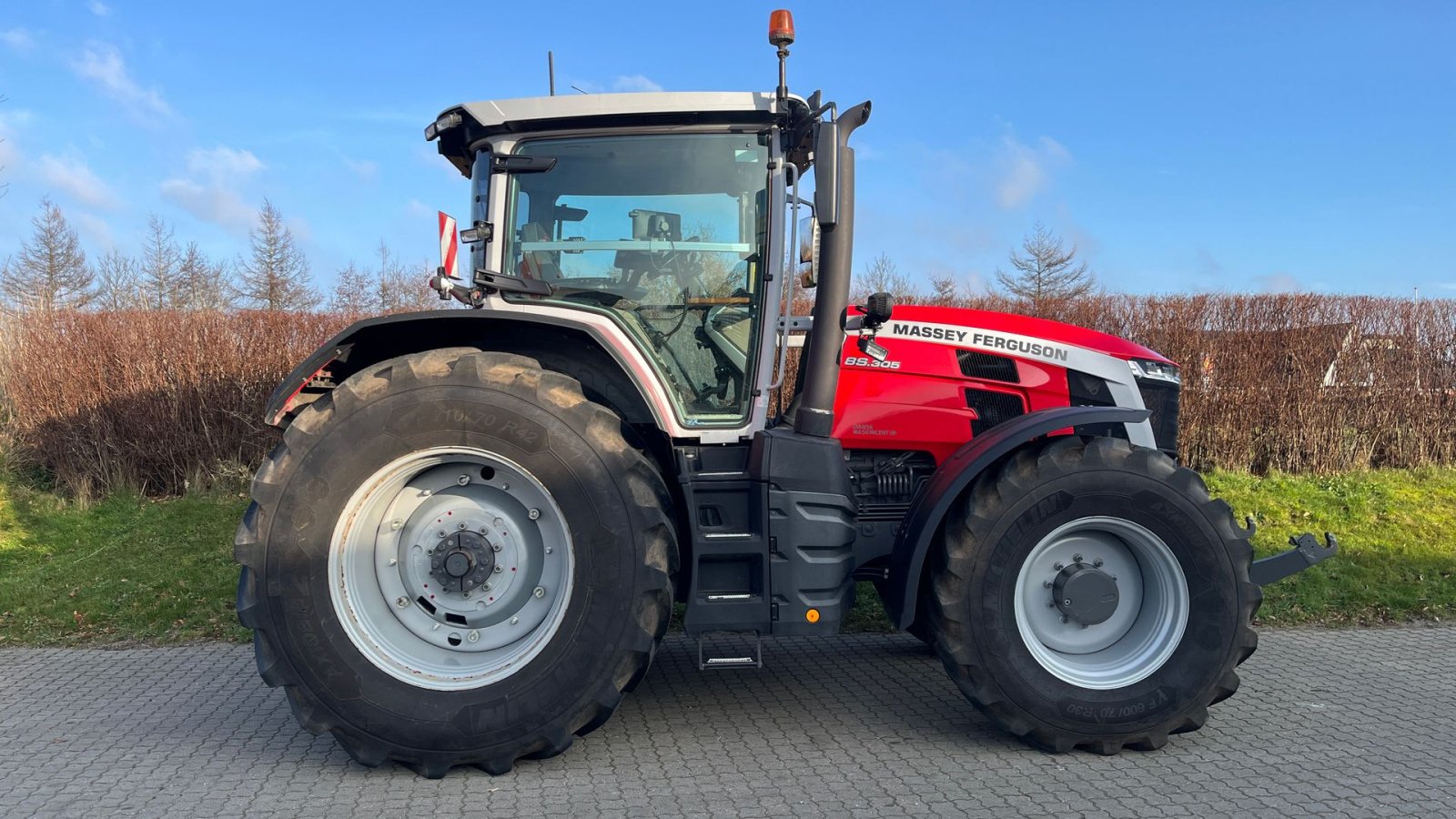 Traktor typu Massey Ferguson 8S.305 Dyna VT, Gebrauchtmaschine v Toftlund (Obrázok 5)