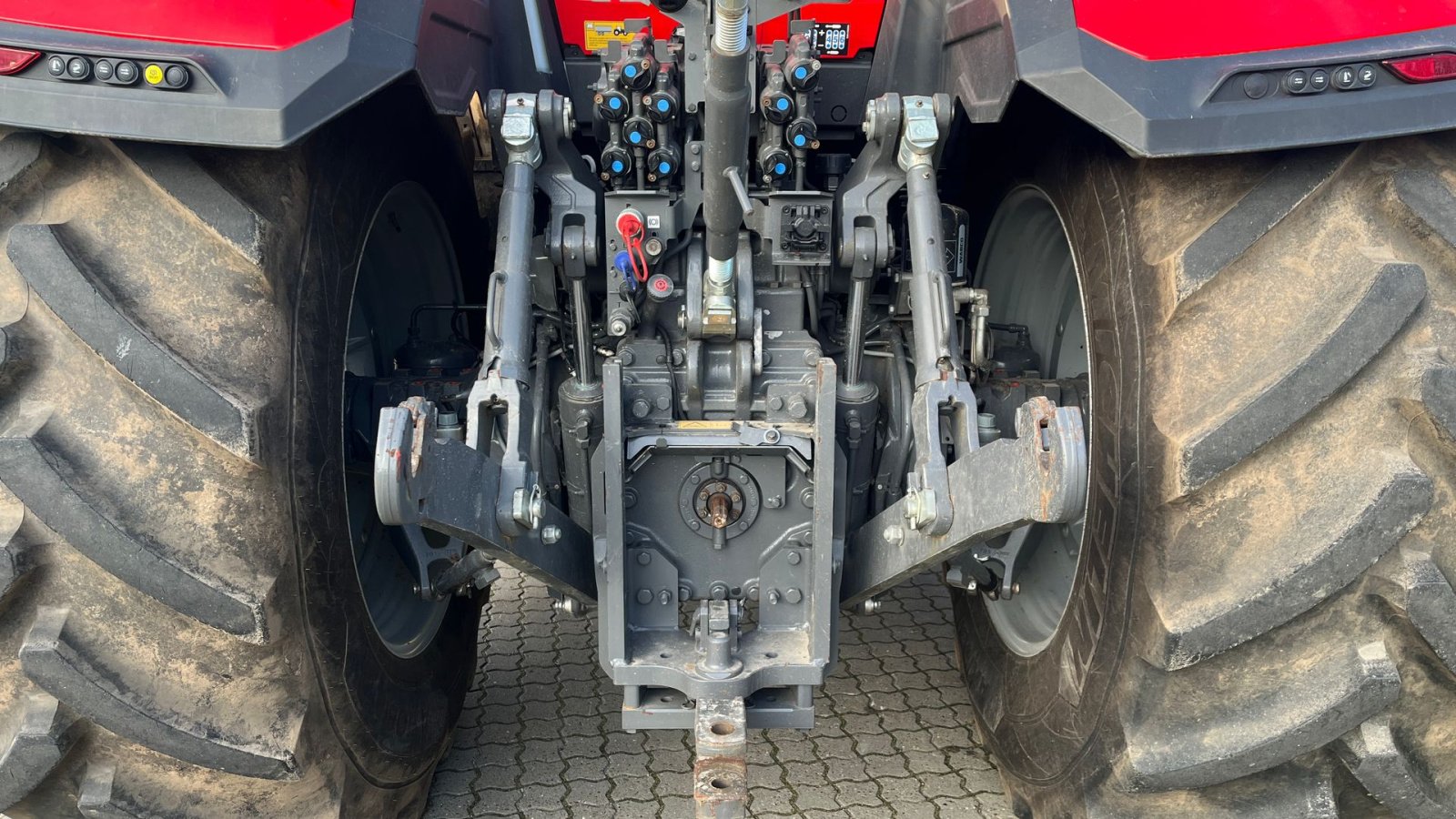 Traktor typu Massey Ferguson 8S.305 Dyna VT, Gebrauchtmaschine v Toftlund (Obrázok 8)