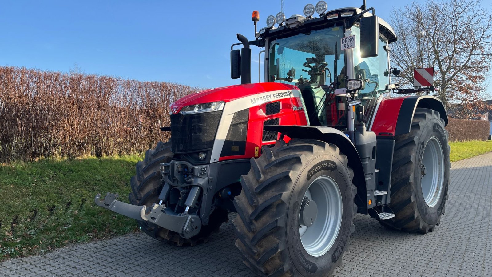 Traktor typu Massey Ferguson 8S.305 Dyna VT, Gebrauchtmaschine v Toftlund (Obrázok 1)