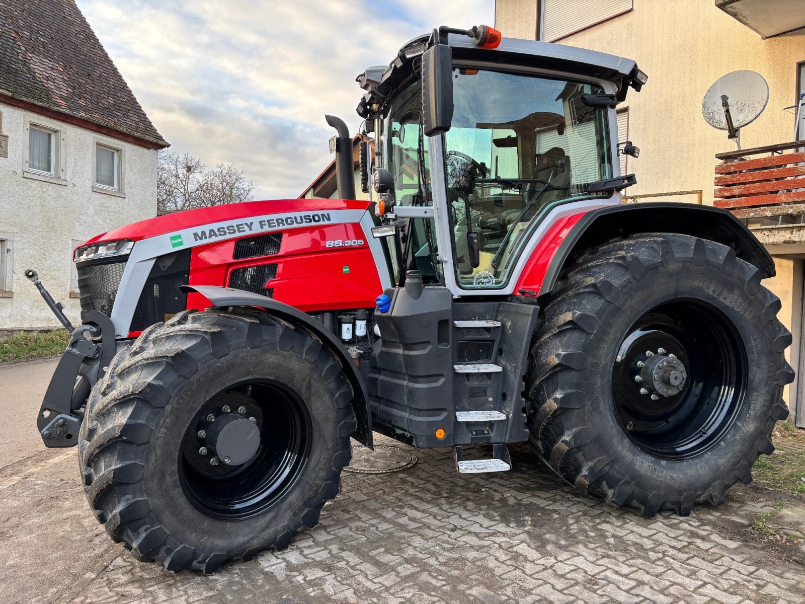 Traktor a típus Massey Ferguson 8S.305 Dyna VT, Gebrauchtmaschine ekkor: Neusitz (Kép 1)