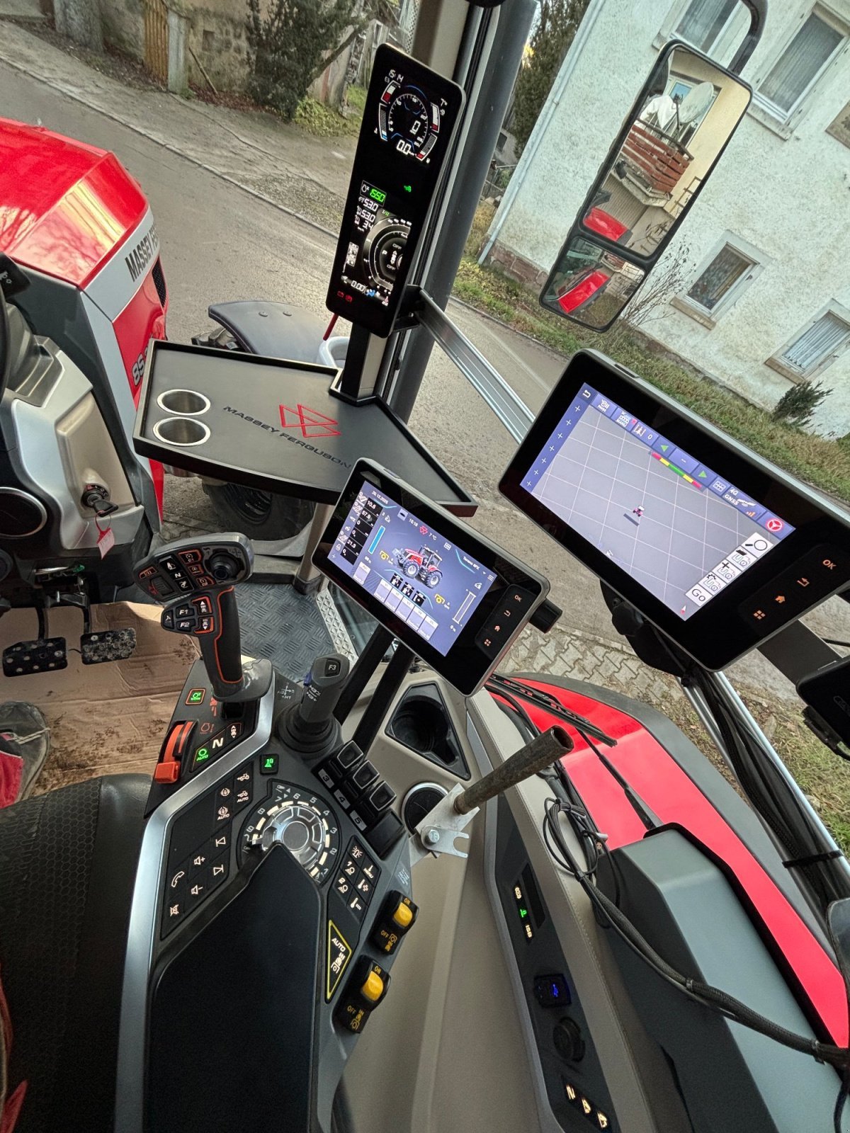 Traktor a típus Massey Ferguson 8S.305 Dyna VT, Gebrauchtmaschine ekkor: Neusitz (Kép 10)