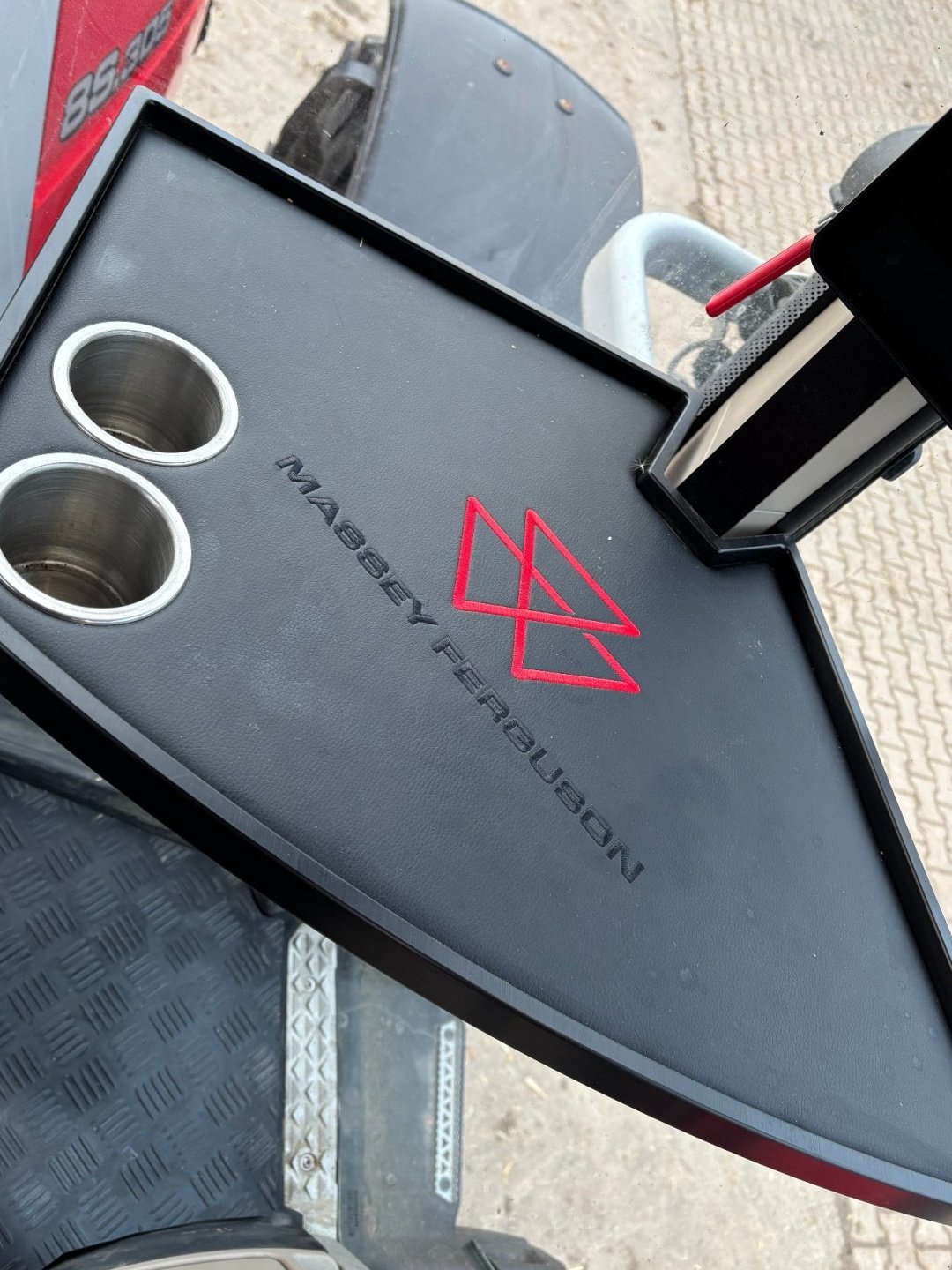 Traktor a típus Massey Ferguson 8S.305 Dyna VT, Gebrauchtmaschine ekkor: Neusitz (Kép 13)