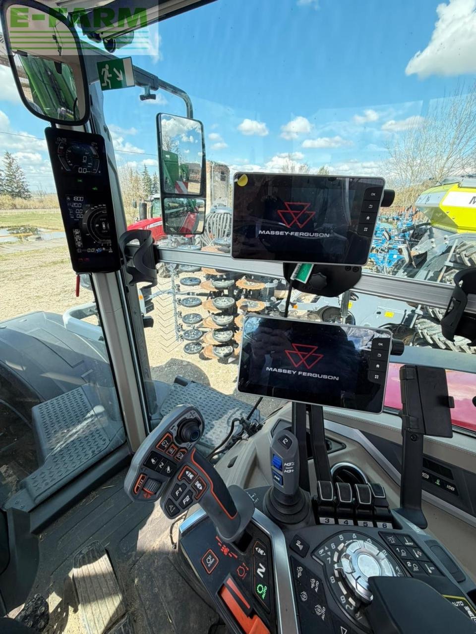 Traktor za tip Massey Ferguson 9S 425, Gebrauchtmaschine u ELEJA (Slika 9)