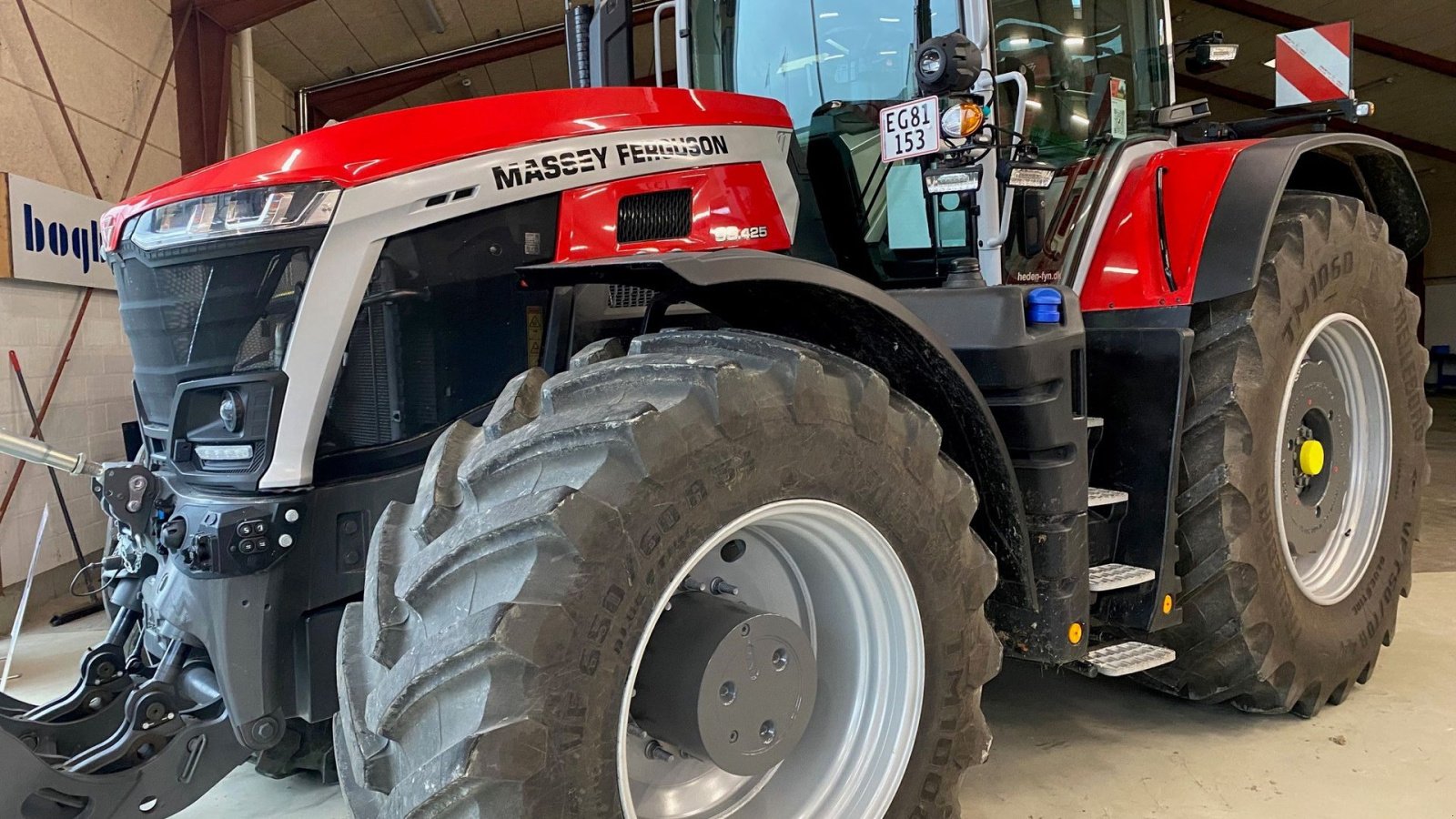 Traktor типа Massey Ferguson 9S.425 Dyna VT Exclusive 9S-425 VT, Gebrauchtmaschine в Ringe (Фотография 1)