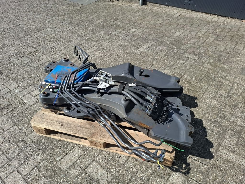 Traktor des Typs Massey Ferguson AANBOUWDELEN 5600-5700 SERIE, Gebrauchtmaschine in MARIENHEEM (Bild 3)