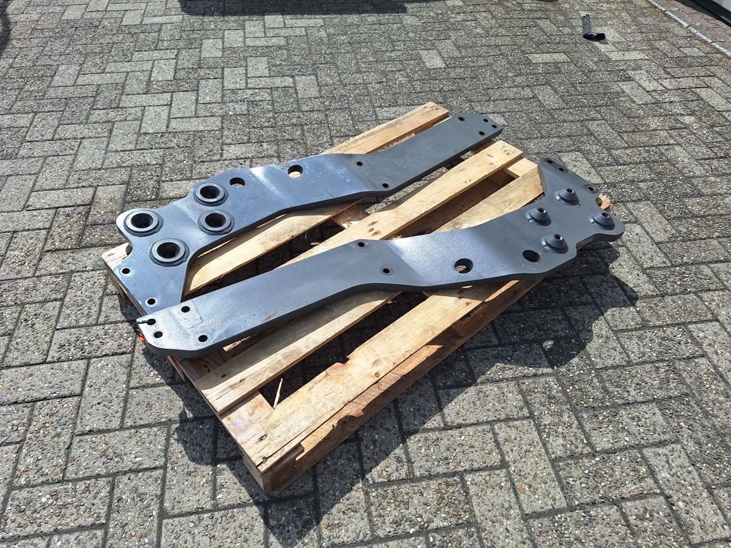 Traktor des Typs Massey Ferguson AANBOUWDELEN 5600-5700 SERIE, Gebrauchtmaschine in MARIENHEEM (Bild 1)