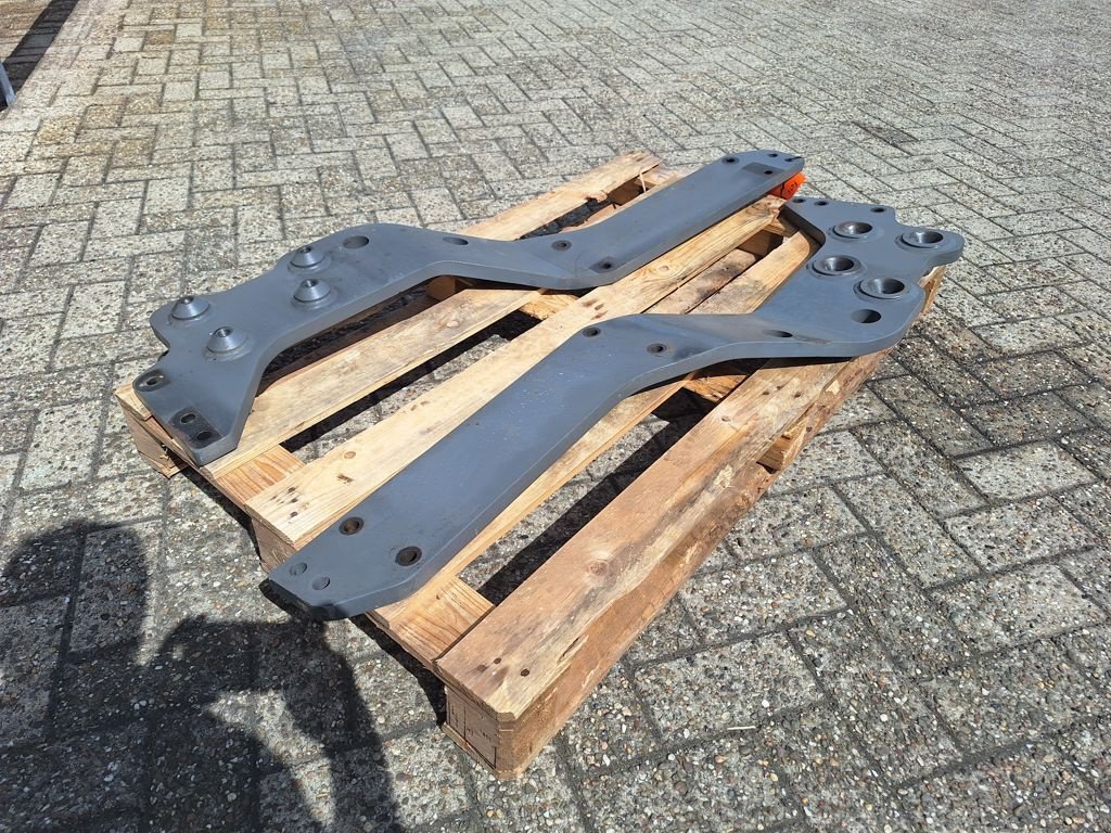 Traktor des Typs Massey Ferguson AANBOUWDELEN 5600-5700 SERIE, Gebrauchtmaschine in MARIENHEEM (Bild 3)