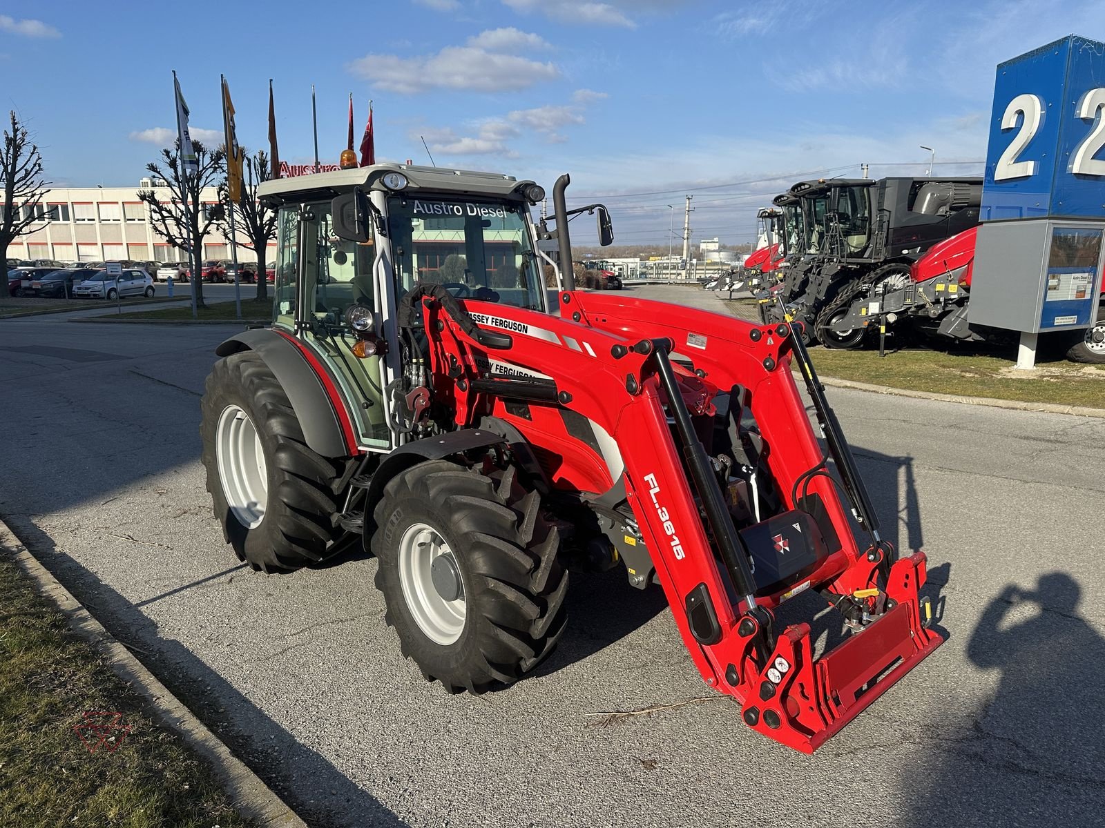 Traktor za tip Massey Ferguson Massey Ferguson 3AL.95 Efficient, Vorführmaschine u Schwechat (Slika 1)