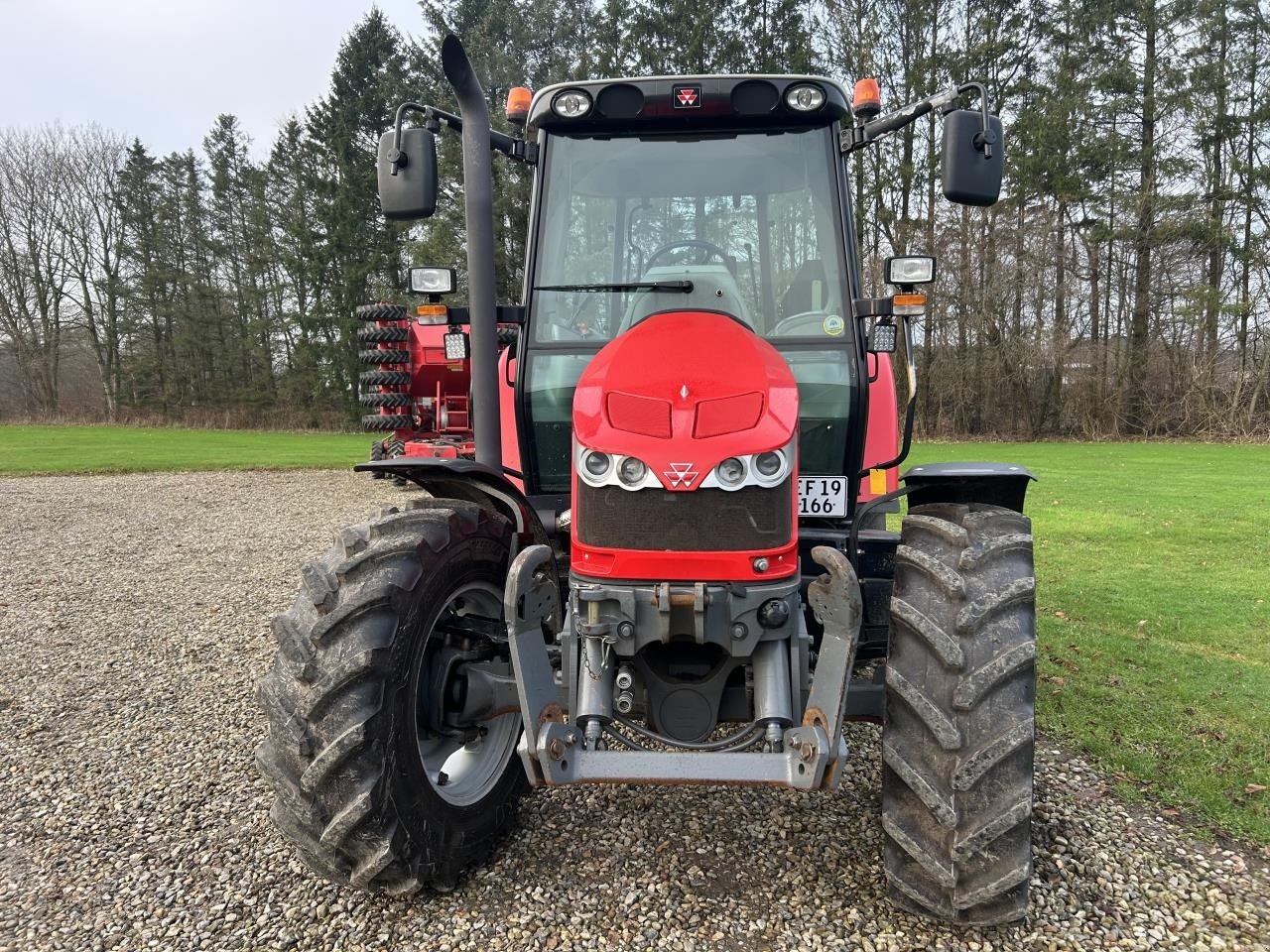 Traktor Türe ait Massey Ferguson MASSEY FERGUSON 5430, Gebrauchtmaschine içinde Jelling (resim 2)