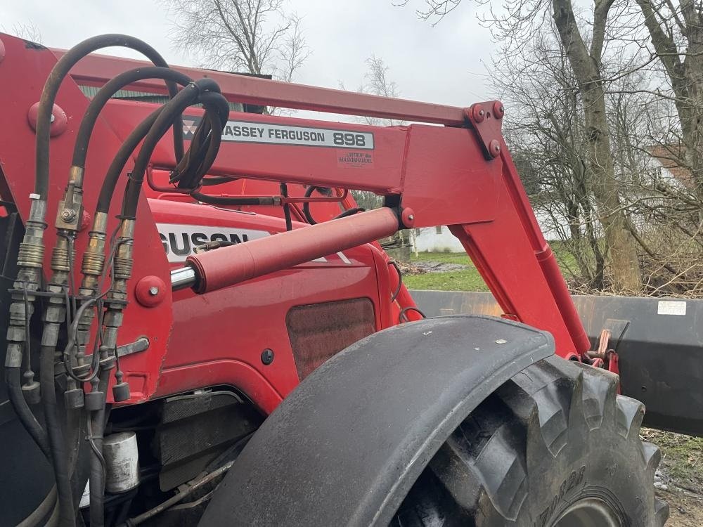 Traktor van het type Massey Ferguson Massey Ferguson 7480 Dyna-VT med Massey Ferguson 898 læsser, Gebrauchtmaschine in Dronninglund (Foto 4)