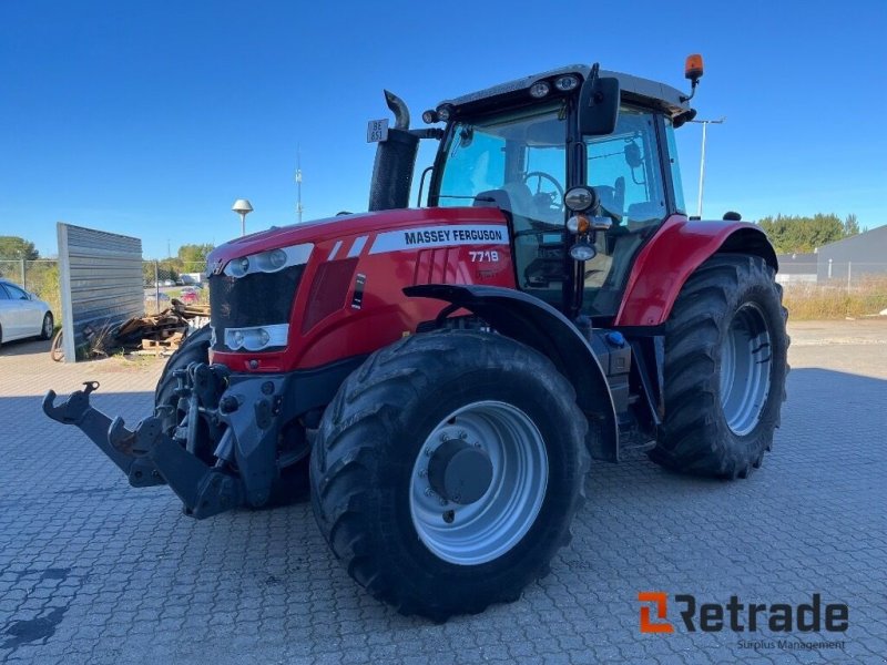 Traktor typu Massey Ferguson MASSEY FERGUSON traktor model 7718 med frontlift og PTO, Gebrauchtmaschine v Rødovre (Obrázek 1)