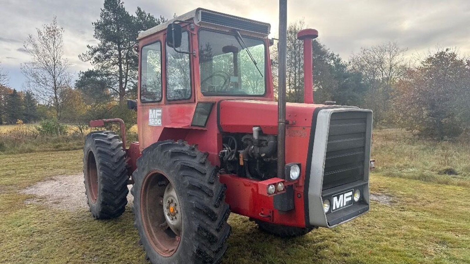 Traktor typu Massey Ferguson MF 1200, Gebrauchtmaschine v Rødovre (Obrázek 2)