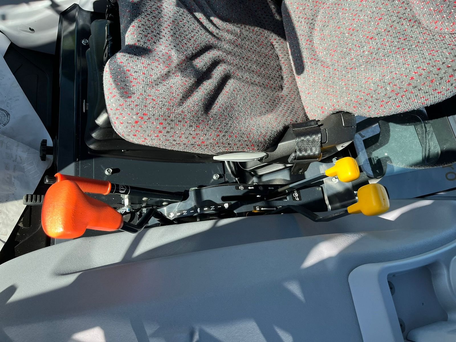 Traktor του τύπου Massey Ferguson MF 1750 M HST, Neumaschine σε NATTERNBACH (Φωτογραφία 10)