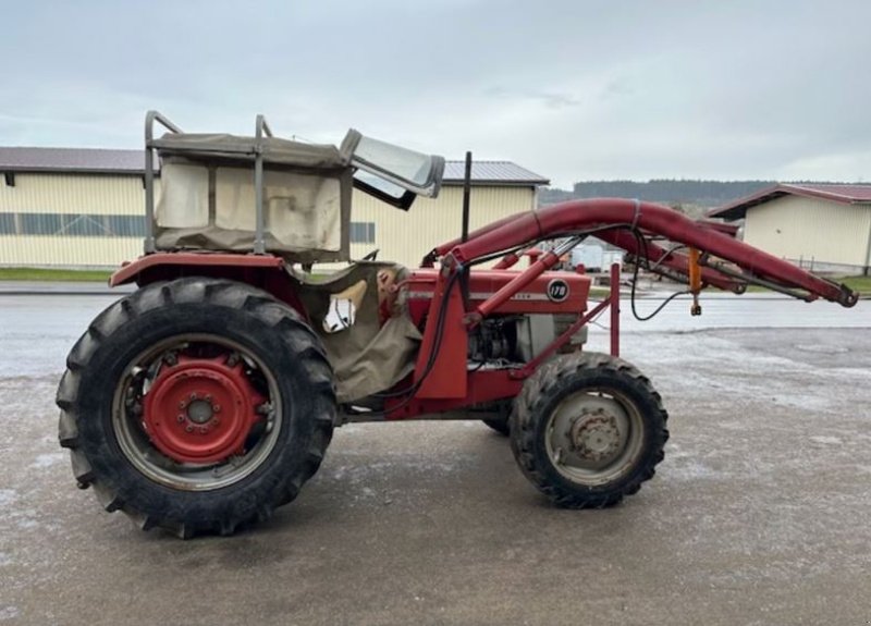 Traktor от тип Massey Ferguson MF 178, Gebrauchtmaschine в Villingen - Schwenningen (Снимка 1)
