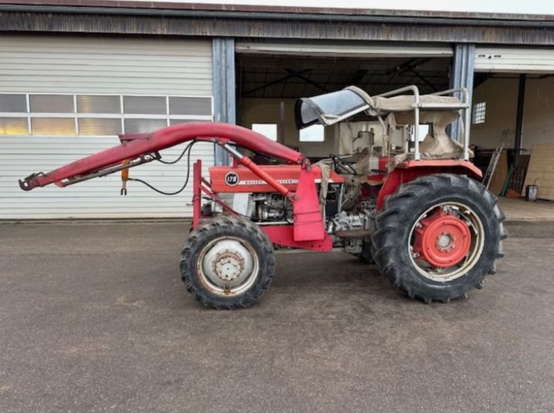 Traktor от тип Massey Ferguson MF 178, Gebrauchtmaschine в Villingen - Schwenningen (Снимка 2)