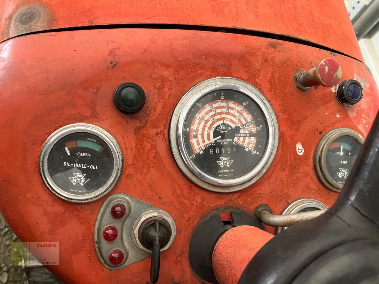 Traktor des Typs Massey Ferguson MF 30 Oldtimer, Gebrauchtmaschine in Hollfeld (Bild 16)