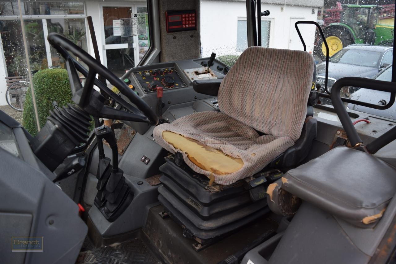 Traktor от тип Massey Ferguson MF 3060, Gebrauchtmaschine в Oyten (Снимка 10)