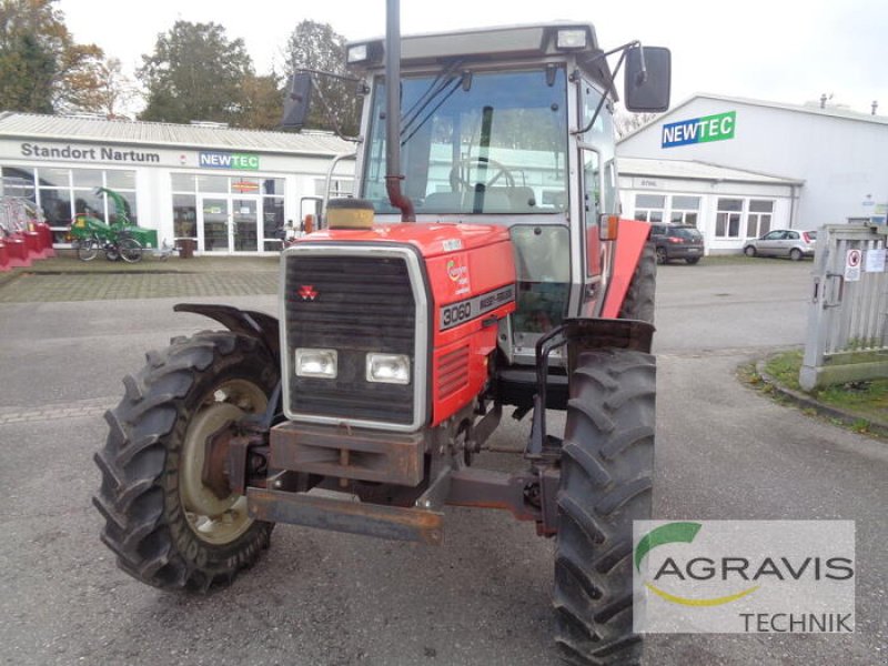 Traktor des Typs Massey Ferguson MF 3060, Gebrauchtmaschine in Nartum (Bild 3)