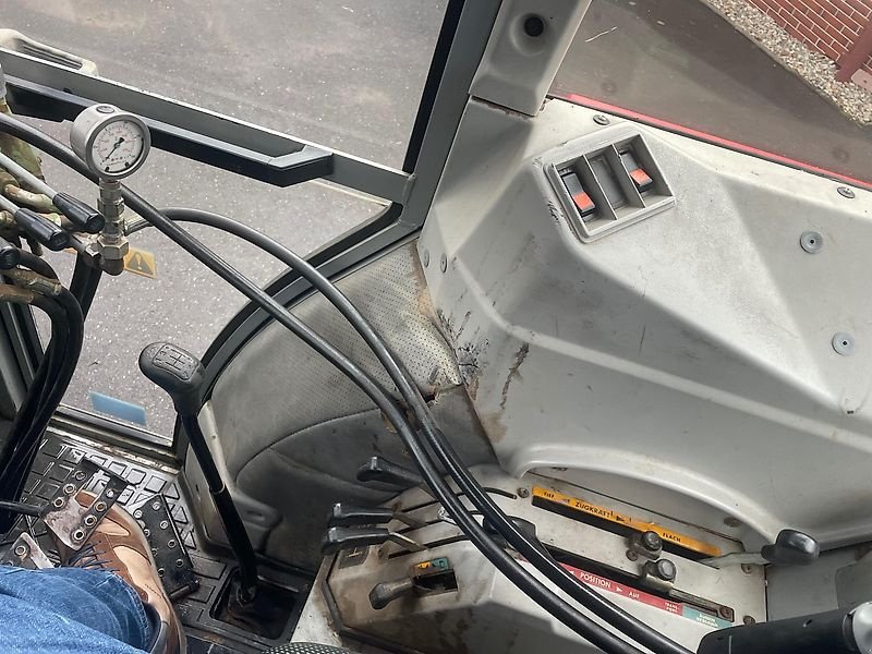 Traktor del tipo Massey Ferguson MF 362 A Allradschlepper mit Frontlader - 40 km/h - Niedrigkabine - Servo - erst 6600 Std. - aus 1.Hd, Gebrauchtmaschine en Niedernhausen OT Engenhahn (Imagen 14)