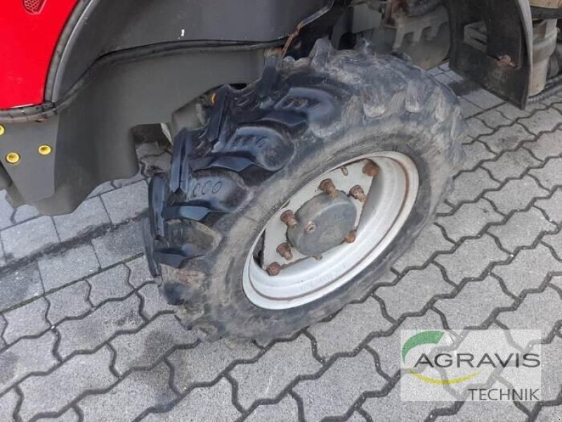 Traktor des Typs Massey Ferguson MF 3640 V V, Gebrauchtmaschine in Calbe / Saale (Bild 12)