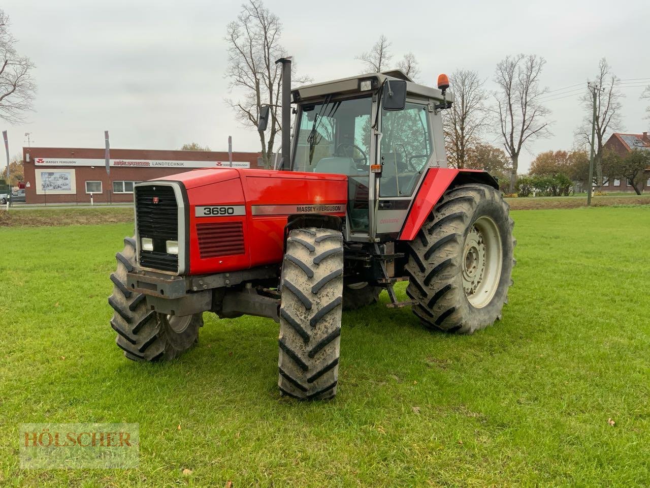 Traktor типа Massey Ferguson MF 3690, Gebrauchtmaschine в Warendorf (Фотография 3)